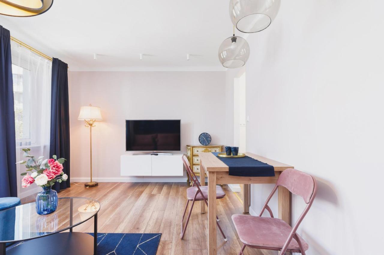 Apartament Przy Bulwarach Wislanych Kosciuszki By Noclegi Renters Krakow Luaran gambar
