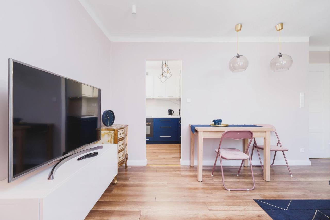 Apartament Przy Bulwarach Wislanych Kosciuszki By Noclegi Renters Krakow Luaran gambar